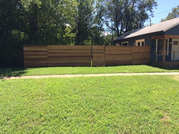 wood-privacy-fence-40